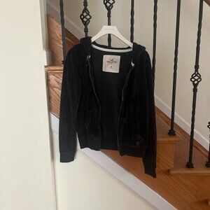 Hollister Women's zip up hoodie Size Medium